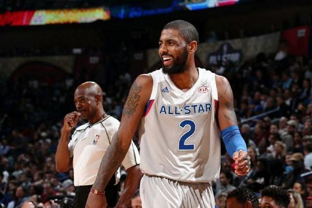 官方：尤文图斯宣布与达尼洛提前解约